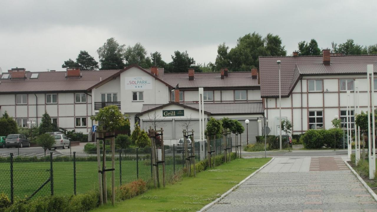 Hotel Solpark Kleszczow  Exterior photo